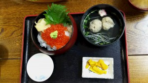 いくら丼